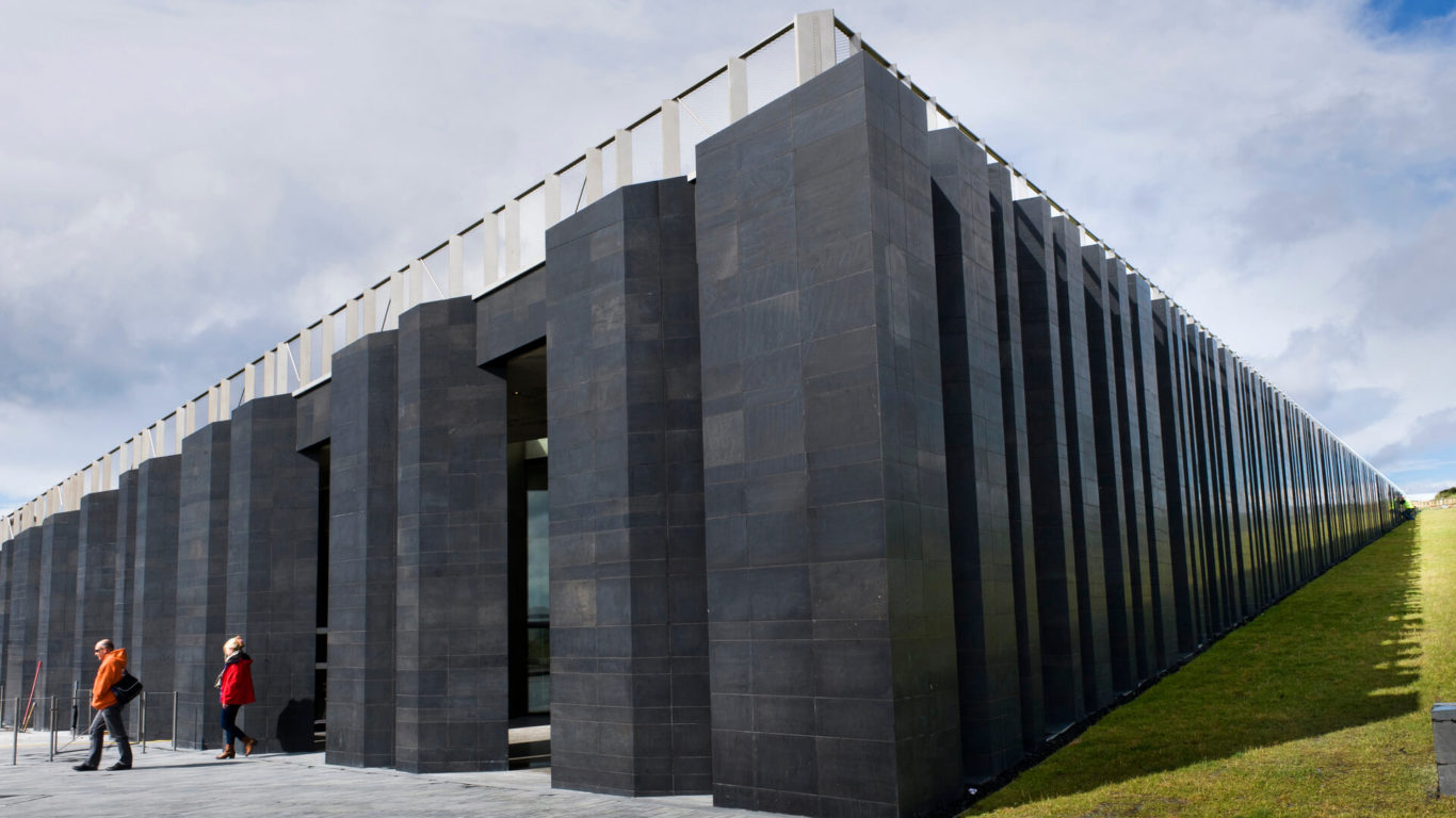 Attractions Giant_s Causeway Visitor Centre_master