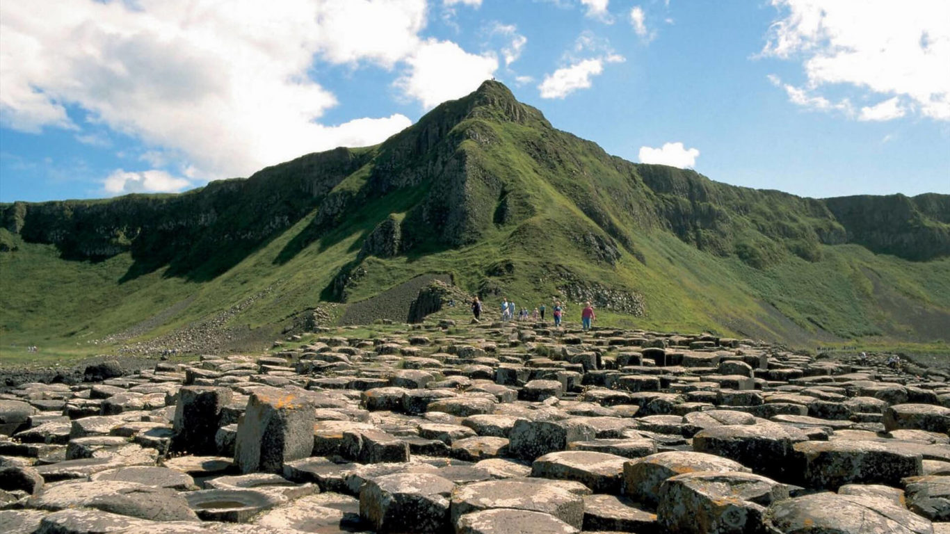 Attractions giants_causeway_master