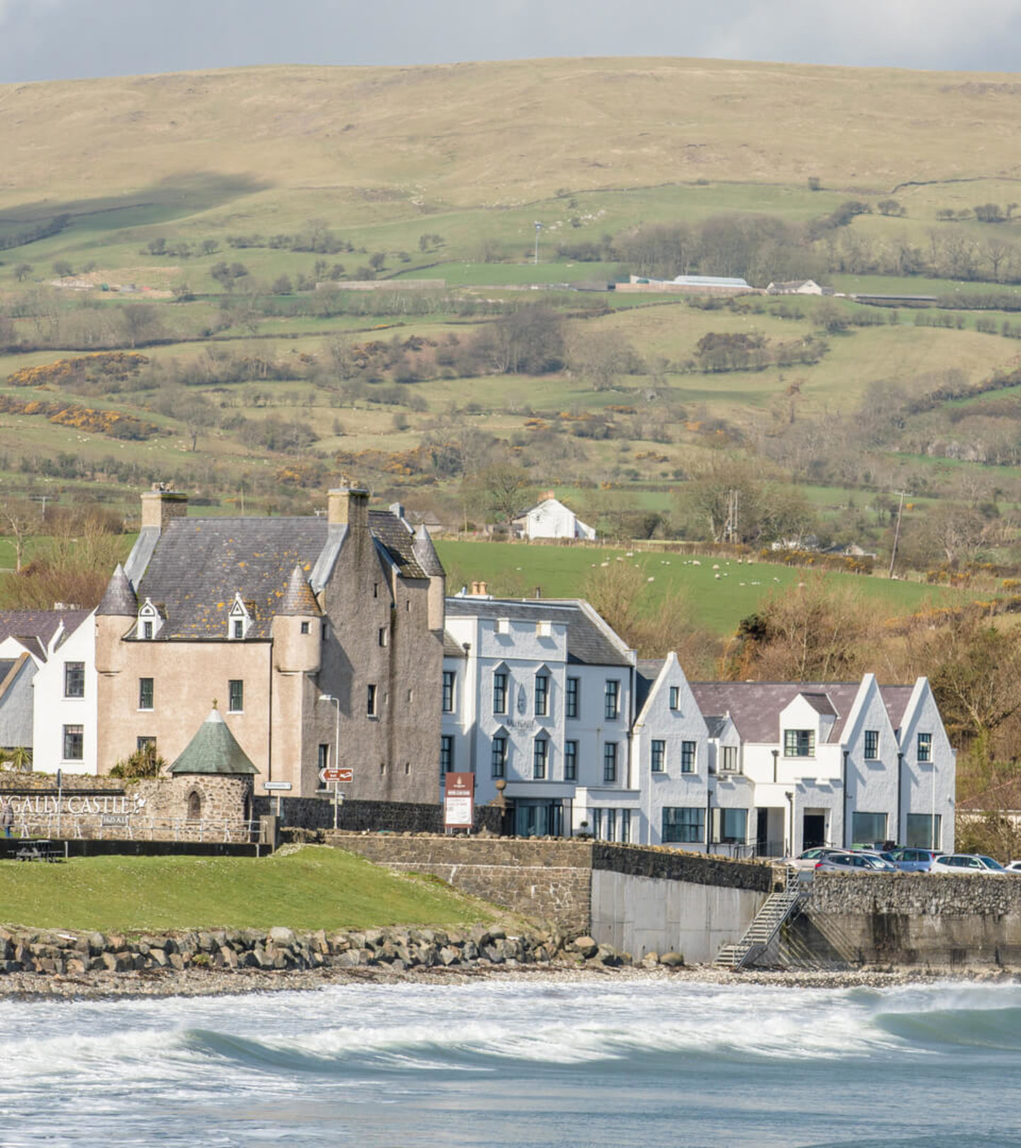 Easter Ballygally Castle, On The Causeway Coast