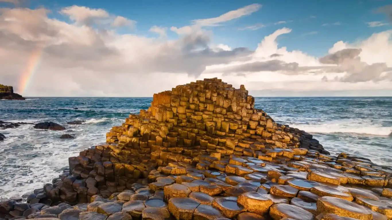 Experience the Giant's Causeway with its unique basalt columns and stunning ocean views, perfect for a memorable getaway.